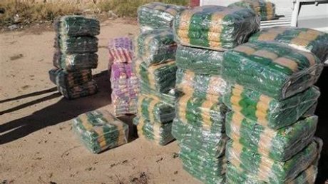خطايا مالية تصل الى 300 الف د والسجن الى سنتين وضعف قيمة المحجوز ضد المضاربين والمحتكرين والمتلاعبين بالأسعار في مختلف المراحل