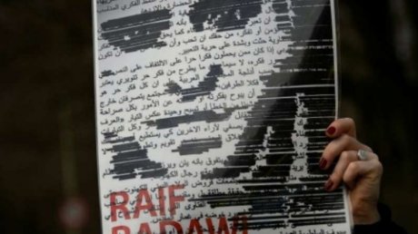 الافراج عن المدون والناشط السعودي رائف بدوي المدافع عن حرية التعبير وحقوق الإنسان