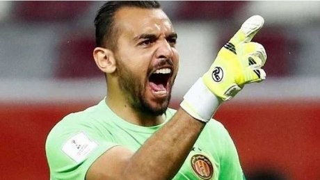 بن شريفية اول حارس مرمى في افريقيا يخوض 100 مباراة