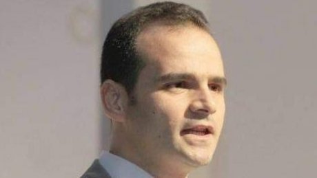 احمد كامل.."على النقابات حسن التعامل مع الثورة الصناعية الرابعة "