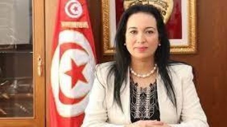 وزيرة المراة.."مكاتب مندوبي حماية الطفولة تلقت اكثر من 17 الف اشعارا و194 طفلا حاولوا الانتحار"