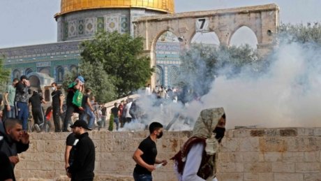 من بينها الاتحاد العام التونسي للشغل..250 منظمة حقوقية ومدنية تطالب بالتحقيق في جرائم قوات الاحتلال على المصلين في الاقصى