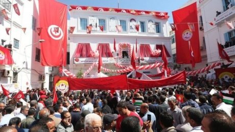 عيد الشغل يتزامن مع عيد الفطر ويضطرنا الى الاستغناء عن مظاهر الاحتفال وحشود البطحاء
