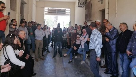 أعوان المالية بصفاقس غاضبون