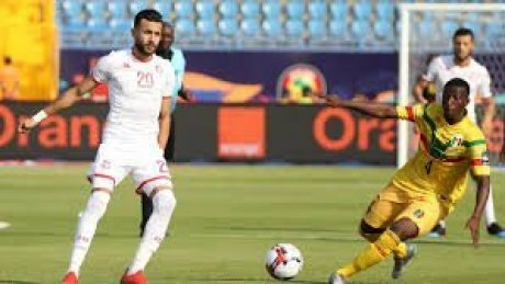 جلال القادري يعفي غيلان الشعلالي من مواصلة التدرب مع المنتخب