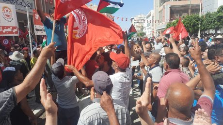 يوسف العوادني : "اضراب صفاقس انتفاضة من اجل التنمية والحق في بيئة سليمة، وموقف الأعراف طعنة في الظهر"