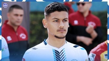 هشام بكار يمدد عقده مع الاتحاد الرياضي المنستيري