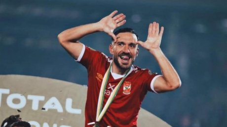 الأهلي المصري: علي معلول يدخل نادي ال200