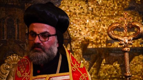 "الرئاسية العليا لمتابعة شؤون الكنائس" تنعى النائب البطريركي للسريان الأرثوذكس في القدس