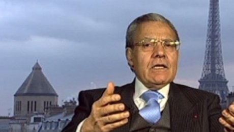 وفاة أحمد بنور الوزير الذي استقال من منصبه اعتراضا على تصلب الحكومة ضد الاتحاد
