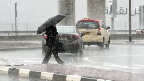 أمطار غزيرة في عز الصيف تضرب عدة بلدان سببها الاحتباس الحراري