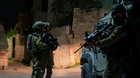 الجيش الإسرائيلي "يحيّد" فلسطينيا أطلق النار على مقر عسكري بنابلس