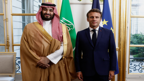مساع فرنسية سعودية لـ"تكثيف التعاون" من أجل "التخفيف" من ارتدادات الحرب في أوكرانيا