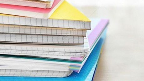 غرفة الكتبيين تؤكد ارتفاع أسعار الكراس غير المدعم