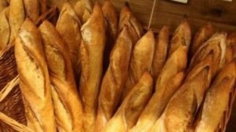 غرفة المخابز ترتهن العمال و ترفض الزيادة في اجورهم واضراب المخابز يبقى قاءما يوم 11 اوت