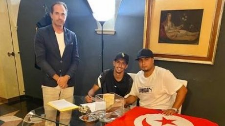 بعد هجرته ''خلسة'' حارس النادي الصفاقسي يتعاقد مع وكيل أعمال إيطالي