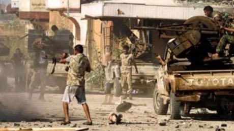 اشتباكات عنيفة في ليبيا .و وزارة الصحة تدعو للتبرع بالدم لإنقاذ المصابين