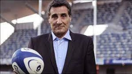 محمد الطراد من صحراء سوريا الى أحد أعمدة الرغبي في فرنسا