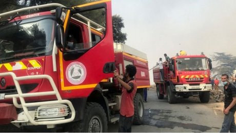 السيطرة على حريق اندلع بالمستودع البلدي القديم بمكثر من ولاية سليانة