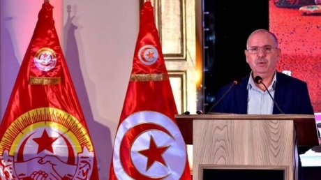 الطبوبي : الاتحاد سيكون سدا منيعا امام الخيارات التفريطية للحكومة