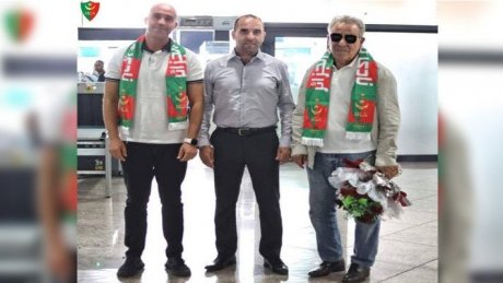 وصول فوزي البنزرتي إلى الجزائر لتدريب نادي المولودية
