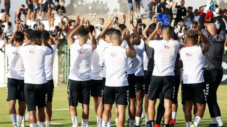 آخر أخبار النادي الصفاقسي : التدريبات مفتوحة للجماهير.. إلتحاق الأجانب والجورني جاهز للكلاسيكو