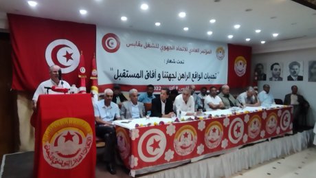 الأخ نور الدين الطبوبي: الاتحاد على يسار كل سلطة وبوصلتنا مصلحة البلاد والعمال