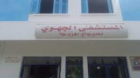 نقل 9 معلمين نواب مضربين عن الطعام الى مستشفى سيدي بوزيد اثر تعكر حالتهم الصحية