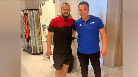 اللاعب الأسبق أيمن بن عمر يقتحم غمار التدريب