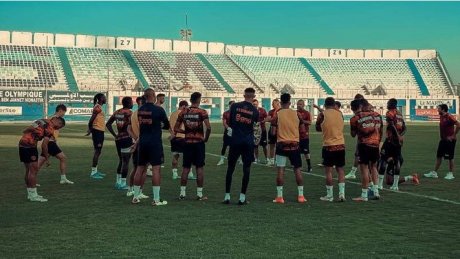 غيابان مؤثران في صفوف نهضة بركان المغربي قبل ملاقاة الاتحاد المنستيري