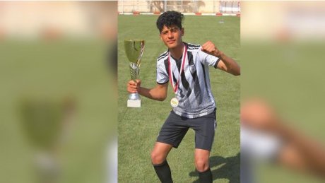 لاعب النادي الصفاقسي الطاهر أولاد خليفة ''يحرق'' رفقة أفراد أسرته