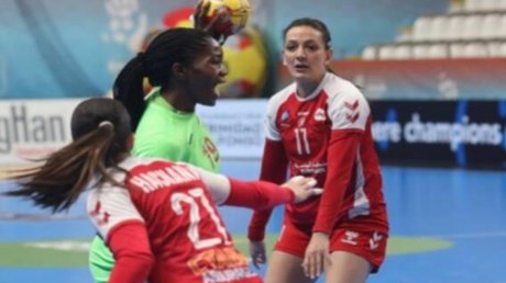 منتخب السيدات لكرة اليد يخسر أمام مصر في كان السينغال