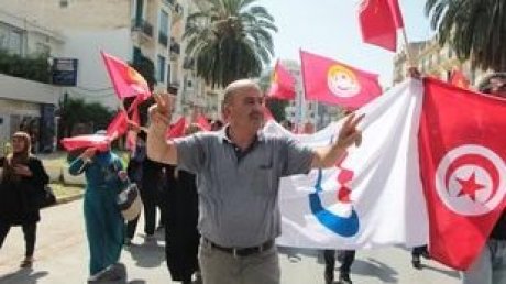 فرع الكهرباء والغاز بتونس يؤكد نضالية وشرعية تحركات منخرطيه