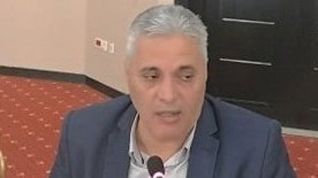 بعد طرد نقابية تعسفيا: شارة حمراء واضراب بيومين في سميثز انتار كوناكتا