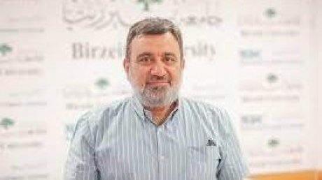 عبد اللطيف الحسيني.. باحث مقدسي وصاحب مبادرات فلسطينيا وعربيا
