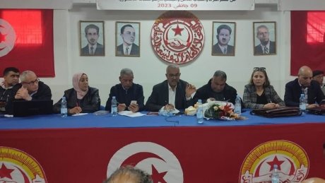 في بيان صدر عن المجلس الجهوي ببنزرت : دعوة الى مواصلة التعبئة والتحفيز وتفعيل التشاور مع القوى الوطنية من اجل انقاذ البلاد