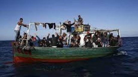إيطاليا تعد لخطة إفريقيا لمنع الهجرة السرية وتقترح على تونس إرجاع المهاجرين السريين في رحلتين كل أسبوع