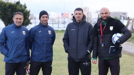 الإنتصار السعودي يتعاقد مع المدرب حاتم الميساوي