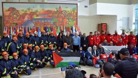 فريق فلسطين للتدخل والاستجابة العاجلة يتوجه إلى سوريا وتركيا بتوجيهات من الرئيس محمود عباس