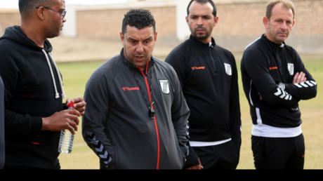 أنيس بوجلبان سيواصل تدريب النادي الصفاقسي في البلاي أوف