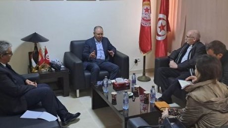 الأمين العام يستقبل سفير الاتحاد الأوروبي بتونس