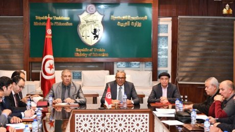 وزير التّربية يشرف على جلسة عمل مع الجامعة العامة للتعليم الأساسي الثلاثاء 14 فيفري 2023
