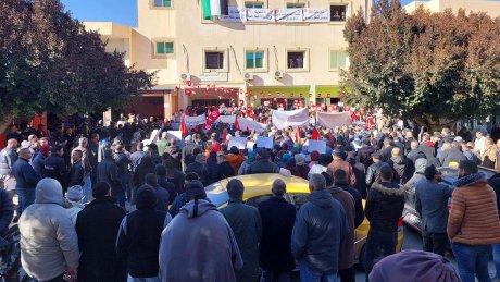 تجمع عمالي حاشد بالقصرين دفاعا عن الحق النقابي والمقدرة الشرائية والحريات