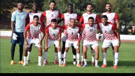 لاعبو الأولمبي الباجي يضربون عن التمارين قبل أيام من مباراة السي اس اس في مسابقة الكأس