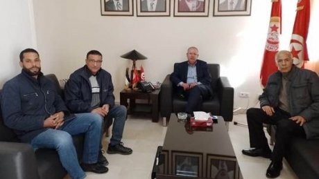 الأمين العام يطلع على ملفات الفساد بالسيفات