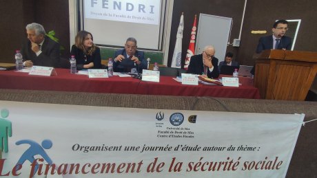 مركز الدراسات الضريبية، بكلية الحقوق بصفاقس يبحث حلولا مالية لازمة الصناديق الاجتماعية