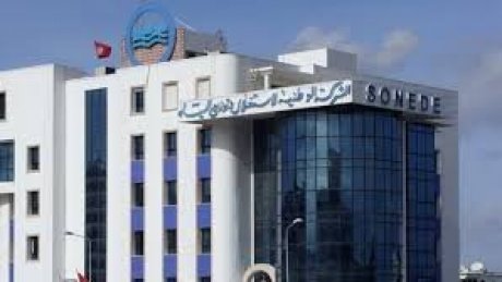 ضابط من الحرس الوطني يتهجم على كافة العاملين في إقليم القيروان لشركة توزيع المياه