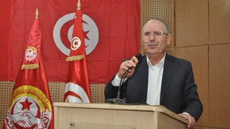 الأمين العام في مؤتمر موظفي التربية : البلاد تحتاج إلى خطاب طمأنة و على الحكومة تطبيق الاتفاقيات الممضاة
