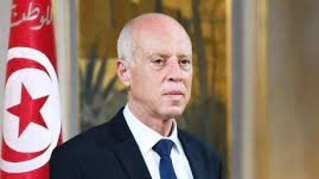 تعرض إلى نوبة قلبية طفيفة : الرئيس قيس سعيد يستأنف نشاطه الإربعاء