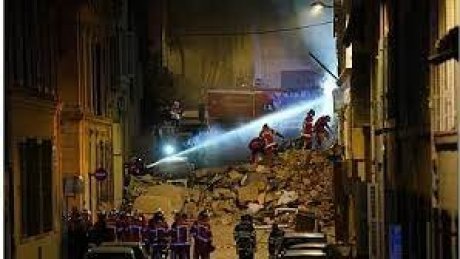 أمل بالعثور على ناجين في انهيار مبنى في مرسيليا